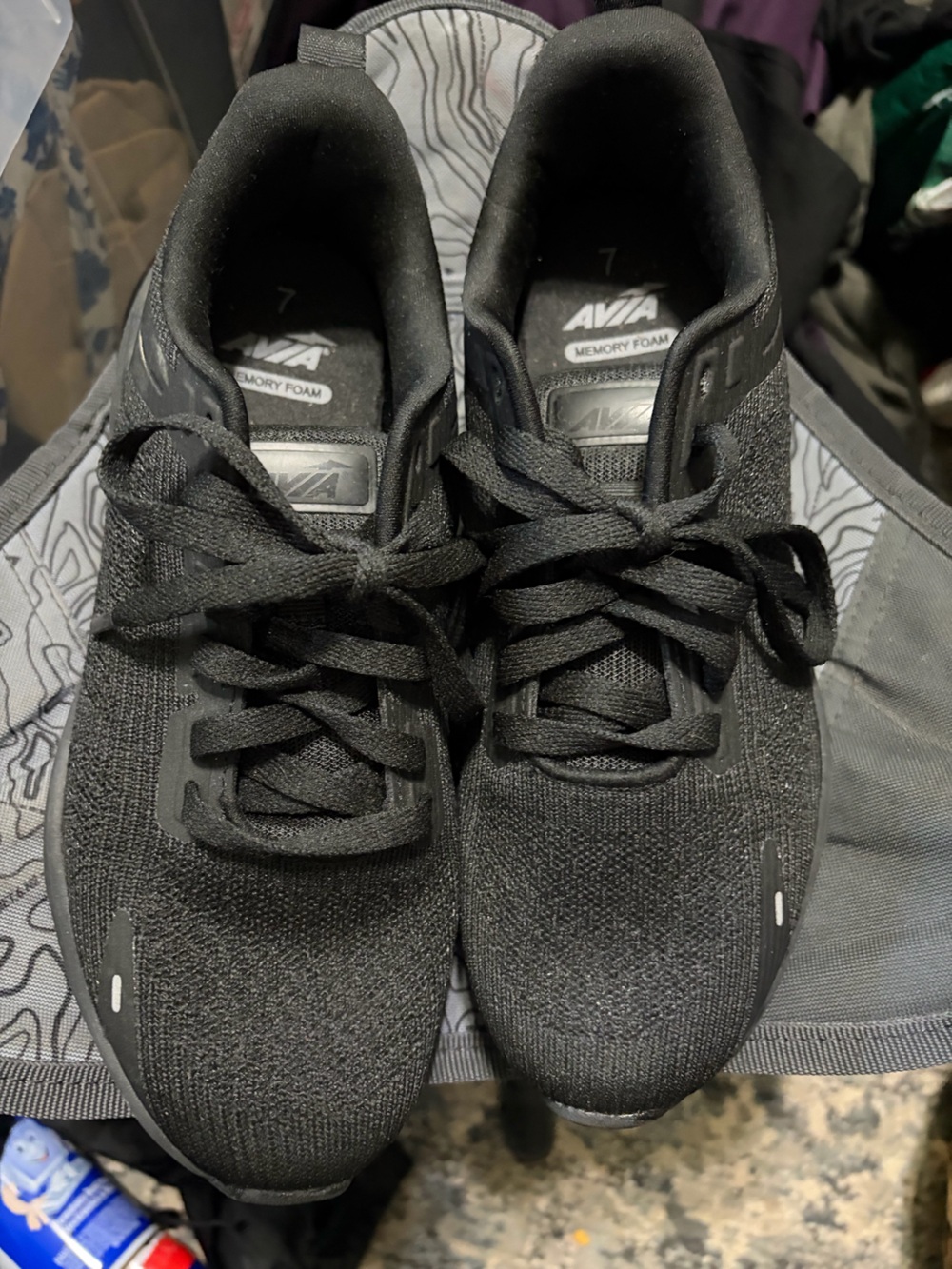 Avia Women’s Black Knit Lace-Up Sneakers size 7